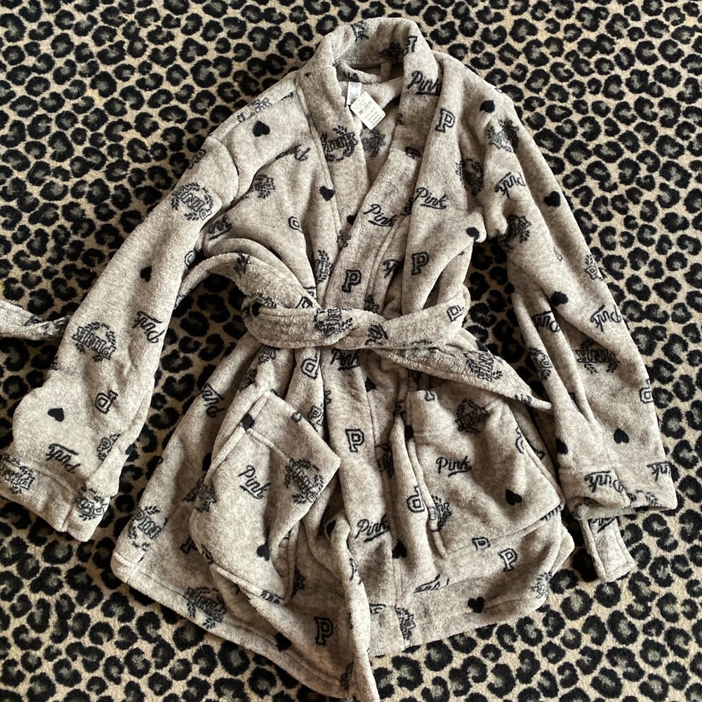 Victoria Secret PINK robe size XS/S